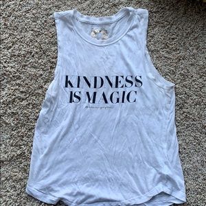 SG ‘Kindness Is Magic’ top